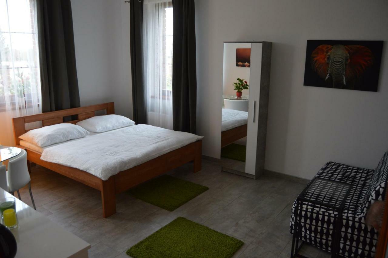 Vila Lipa Novy Bor Exterior photo